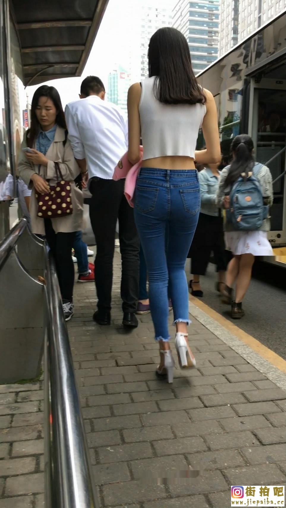 150315y33vxo4ff3x2ptrt.jpg
