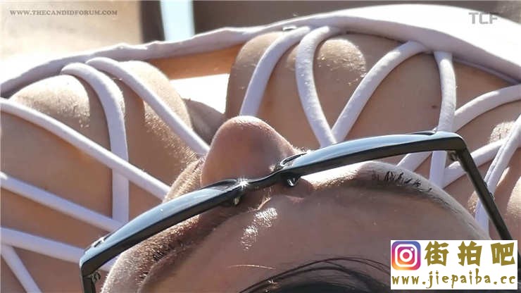 1612571d1558215052_beachgirl_x177.mp4_snapshot_04.51.791.jpg