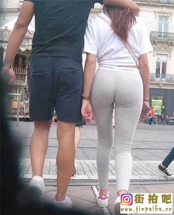 1661052d1576329152_sans_titre.jpg