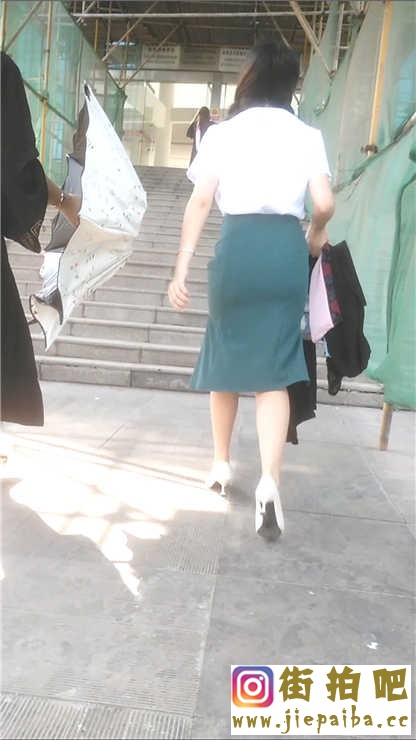 11 (26).jpg