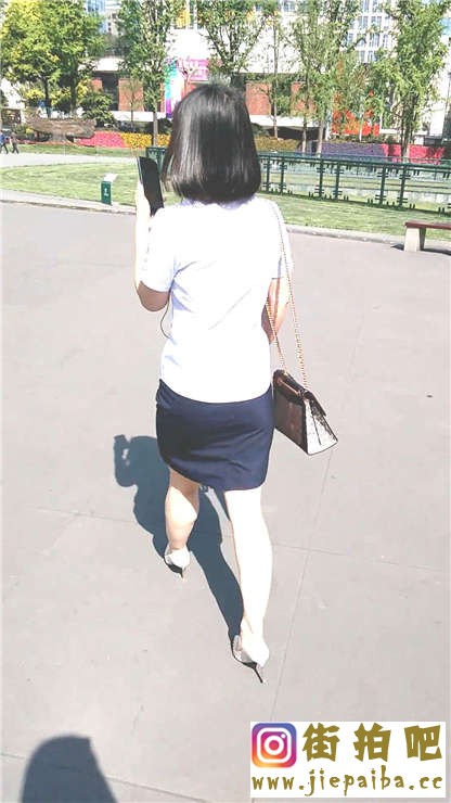 11 (16).jpg