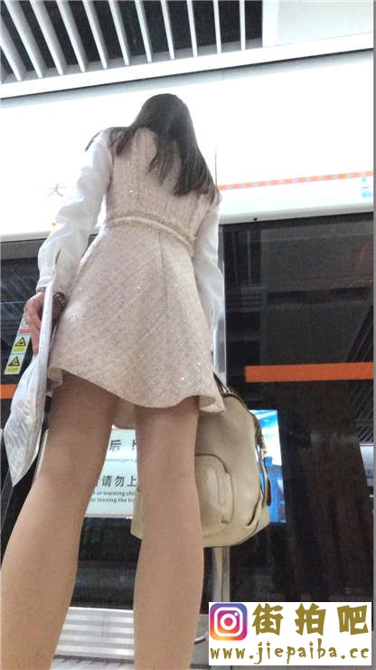 11 (24).jpg
