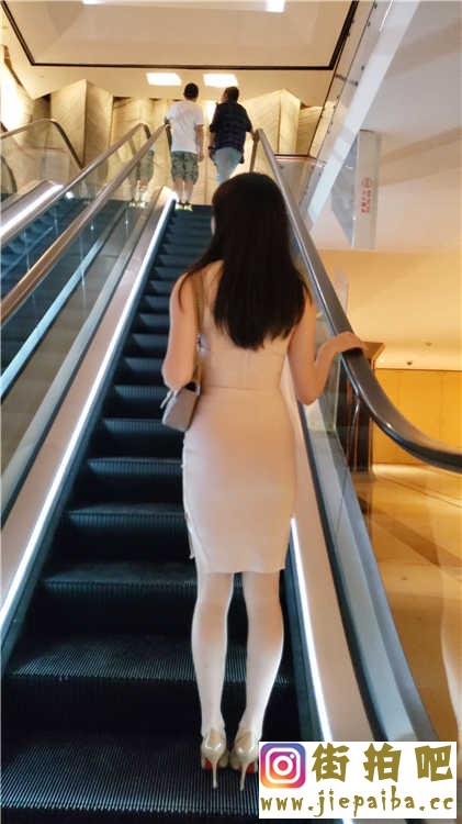 11 (8).jpg