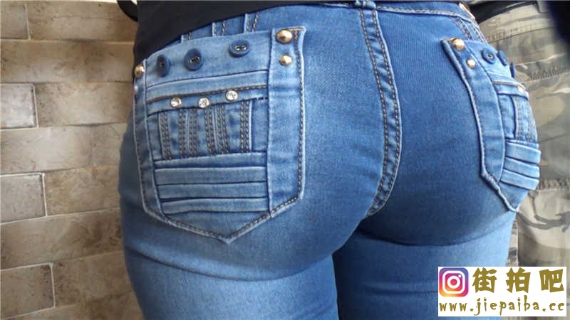 1795933d1604419904_0024_jeans_close_up.mp4_snapshot_00.17_[2020.06.10_19.51.27].jpg