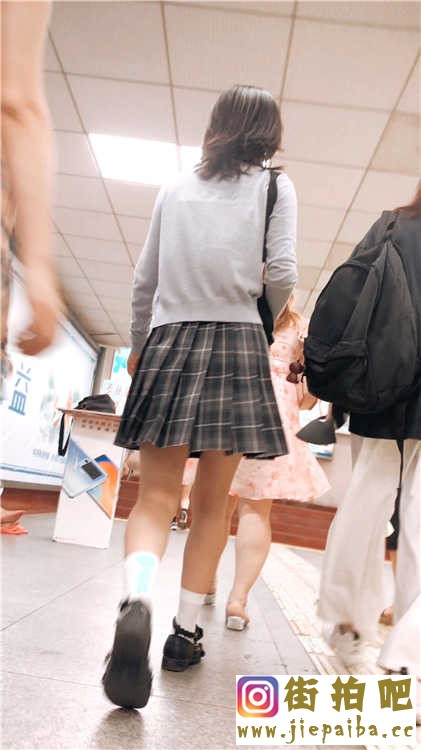 11 (10).jpg