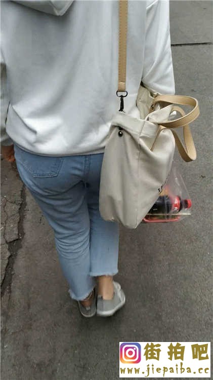 11 (10).jpg