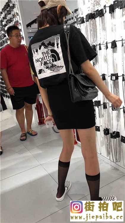 11 (6).jpg