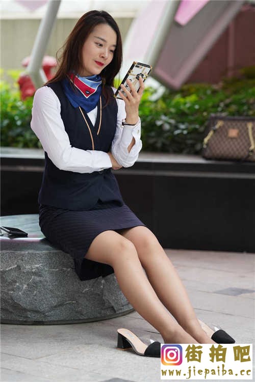 05020116813.jpg