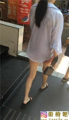 身材超级棒的包臀短裙长腿美女[MP4/100M]