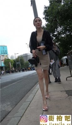 4K-街拍包臀开叉短裙极品身材高跟性感长腿美女[MP4/1.13G]