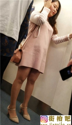4K-粉色连衣短裙高跟丝袜美腿OL[MP4/242M]