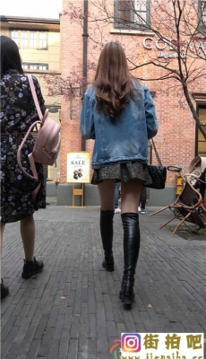 4K-街拍超短裙长腿长靴美女极品性感长腿[MP4/954M]