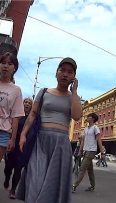 街头跟拍真空亚洲美眉凸点诱惑[MP4/475M]