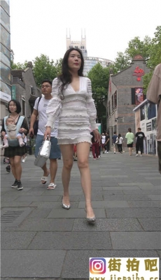 4K-银色高跟极品身材长腿白色连衣包臀裙性感美少妇[MP4/1.05G]