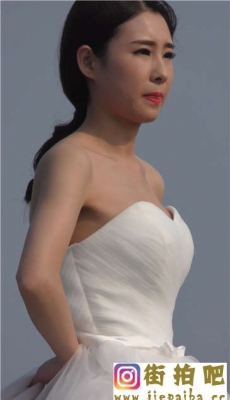 4K-拍摄白色婚纱写真的高挑身材漂亮美女 二[MP4/1.08G]
