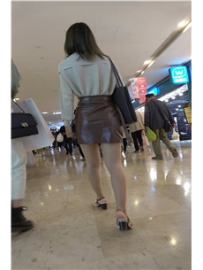 4K-商场跟拍棕色包臀短裙美女极品白腿翘臀[MP4/980M]