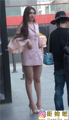高清23-037-粉色超短裙的高跟美腿模特（二）[MP4/321M]
