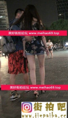 高清17-112-超短牛仔包臀凉高跟的美腿少妇[MP4/209M]