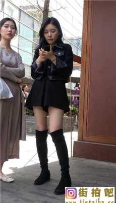 4K-黑色宽松短裤肉丝极品细长腿精致漂亮美女[MP4/1.11G]