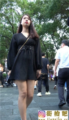 4K-黑色连衣短裙高跟性感身材美腿漂亮小姐姐[MP4/2.1G]