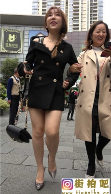 4K-街拍黑色外套性感白皙长腿高跟美女[MP4/1.02G]