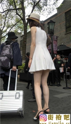 4K-白色优雅连衣短裙高跟肉丝性感身材美腿美女[MP4/1.26G]